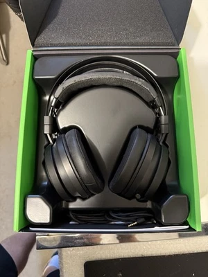 Razer Nari - Bild 1 von 4