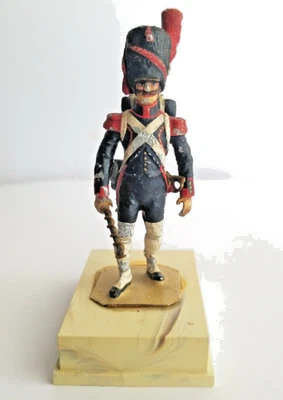 Stadden o similar Vintage Militar Francés Granadero Metal Soldado 2 7/8" + Soporte Foto 1 de 4