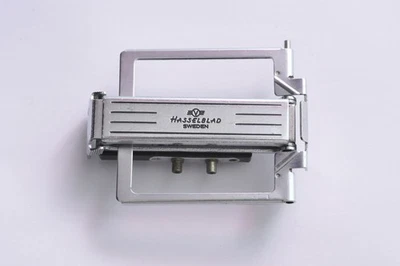 Buscador de cuadro deportivo Hasselblad con adaptador de sincronización estroboscópica flash 1000F 1600F Foto 1 de 2