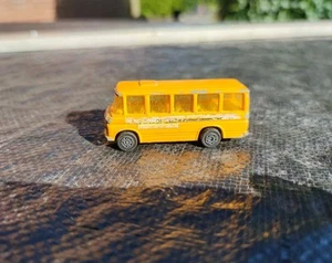 CORGI JUNIORS-SCHOOLBUS gelb Mercedes Benz Made in England - Bild 1 von 6