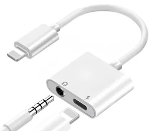 Adattatore Caricabatteria Audio 2 in 1 Sdoppiatore Doppia Cuffia Aux per iPhone 14 13 12 11 - Foto 1 di 10