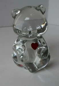 ORSACCHIOTTO VINTAGE FENTON VETRO TRASPARENTE CON FERMACARTE CUORE ROSSO - Foto 1 di 7