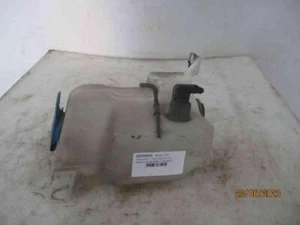 1J0955453P RESERVOIR LAVE-GLACE AVANT - pour SEAT TOLEDO II 2.3I V5 2000 - Picture 1 of 4