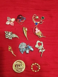 Vintage Lot Of 11 Unsigned Colorful Rhinestone Jewelry Brooches Pins Floral Hat - Picture 1 of 19
