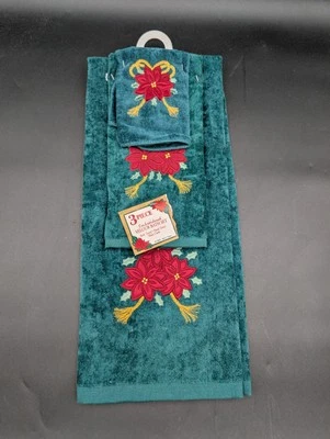 Vintage Christmas Hand Towels Green Christmas Original Tags Poinsettia Velour - Image 1 of 4