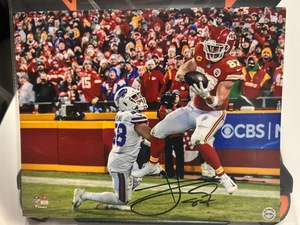 Travis Kelce Signed 8x10 Photo – Kansas City Chiefs - Picture 1 of 2