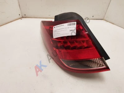 Mercedes Clase B B200 W246 2017 - Unidad de luz trasera - Pasajero izquierdo Foto 1 de 4