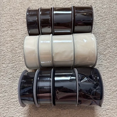 Christmas Velvet Ribbon 4 Black, 4 Cream, 4 Brown 1.5” and 2.5” Wired  - Image 1 of 4