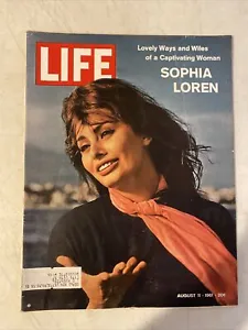 Life Magazine - August 11 1961 - Vintage Sophia Loren Cover - Picture 1 of 1