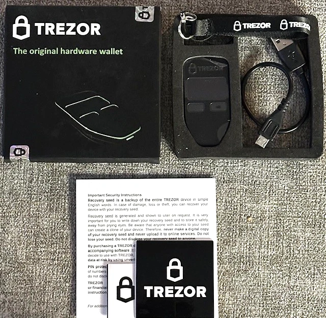 Cartera Trezor One Hardware negra Foto 1 de 2