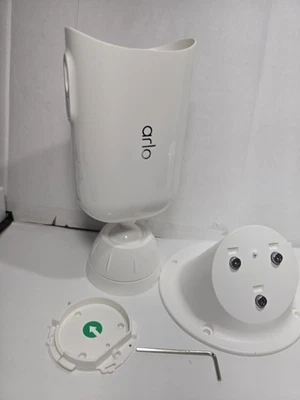 Arlo Pro 3 Floodlight Camera Housing only With Wall Plate & Ceiling Mount White - Image 1 of 4