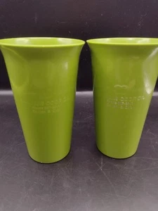 Tazas de plástico verde publicidad SD Farmers Coop Oil Canton de colección - Imagen 1 de 7
