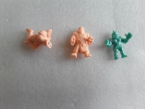 Lot de 3 FIGURINE COSMIX M.U.S.C.L.E.man EXOGINI gdf - Imagen 1 de 2