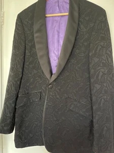 Burton Women's Black Jacket size 24 - Picture 1 of 5