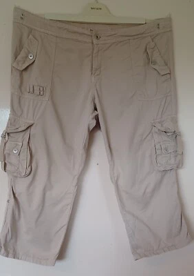 New Look Vintage Casual Beige Cotton Cargo Shorts Size UK 18 - Image 1 of 4