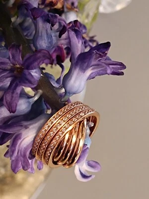 Genialer Rosegold Ring Christ edelstahl OVP mehr als 100Zirkoniasteine NP 149€ - Bild 1 von 4