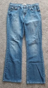 Women’s Levi's 515 Boot Cut Medium Wash Denim Blue Jeans  Size 10M 30/32 - Picture 1 of 22