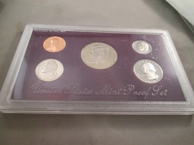 1992 S United States Mint Proof Set In OGP Cased very good condition - Image 1 of 3
