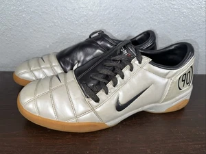 US 8 Nike Total 90 III IC Indoor Soccer Shoes 2005 Black Metallic 308940-103XC - Picture 1 of 9