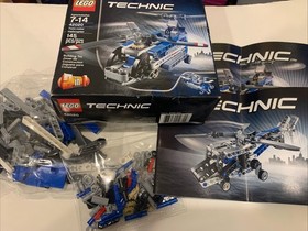LEGO TECHNIC: Twin-Rotor Helicopter (42020) Sealed Pouches Eq8