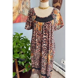 Vintage 1990’s Leopard and Floral House Dress - Bild 1 von 7