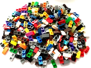 LEGO® City 20 Stück verschiedene Bogensteine Mix gemischt 1x2x2/3 #11477 - Bild 1 von 1