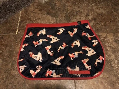 Almohadilla de sillín inglesa para todo uso para niñas y textiles equinos usada Foto 1 de 3