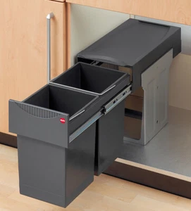 Hailo Tandem Pull Out Waste Bin ideal for under sink use, with two 15ltr inserts - Picture 1 of 2