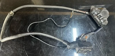 1985 Suzuki GS550L Front Brake Assembly Complete Master Cylinder Hose Caliper - Image 1 of 4