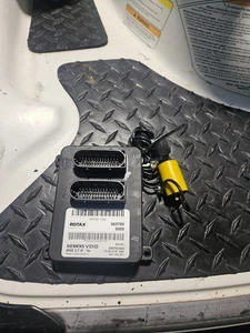 2007-2010 Seadoo RXP 215 ECU & Coded Key 420665785 28 Hours - Picture 1 of 4