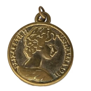 Necklace Pendant Queen Elizabeth II Australia 1981 Medal Charm - Picture 1 of 4