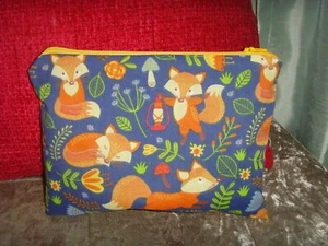 NEW HAND MADE 22cm x 16cm ZIP PURSE FOX PRINT LINED BLUE ORANGE - Picture 1 of 2
