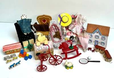 1:12 Vintage Dollhouse Miniature Girl's Room Items Toys Decoration Lot - Image 1 of 4