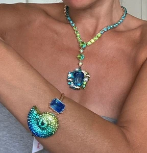 NEW Betsey Johnson Blue Mermaid Chunky Necklace & Bracelet Set Shell Diamanté - Picture 1 of 10