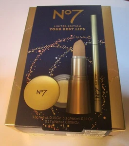 Set regalo No7 Your Best Lips edizione limitata rossetto celeste scrub labbra e liner labbra - Foto 1 di 4