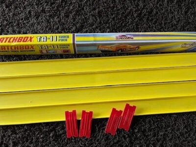 Matchbox Hairy Hustler Superfast Rennbahn TA-11 Track Pack - Bild 1 von 3