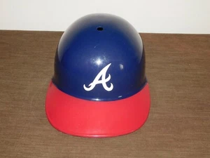 VINTAGE 11" LONG 1969 LAICH SOUVENIR PLASTIC BASEBALL HELMET ATLANTA BRAVES - Picture 1 of 11