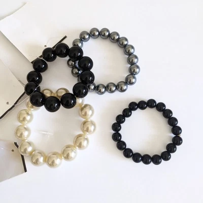 Lote de 4 pulseras de perlas sintéticas nuevas con etiquetas Foto 1 de 4