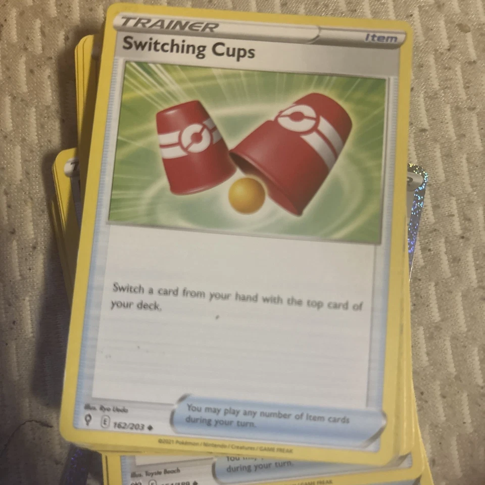 Switching Cups 162/203 SWSH07: Evolving Skies Reverse Holo - Image 1 of 1
