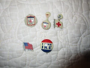 Vintage Rotkreuz Metall Pins, "I Like IKE" Pin Back Button, I Voted 1952 Flag - Bild 1 von 6