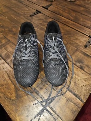 DSG Silver Purple  Speed Viper Soccer Cleats LIttle Girls Size 2.5 - Image 1 of 4