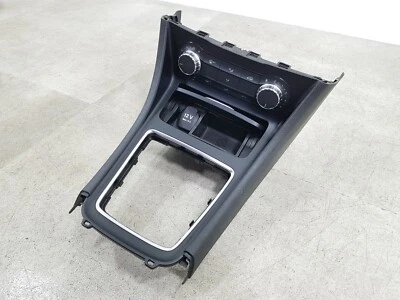 MERCEDES A CLASS W176 12-15 CENTRE CONSOLE TRIM & HEATER CONTROL PANEL - Image 1 of 4