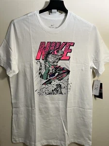 NIKE TEE “IGUANA JET SKI” GRAPHIC PRINT T SHIRT [DD1280-100] WHITE SZ L - Picture 1 of 6