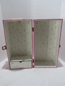 CUSTODIA BAMBOLA VINTAGE 1989 FIRMATA ROBIN WOODS ROSA/BIANCO 16" X 8" X 8" - Foto 1 di 11