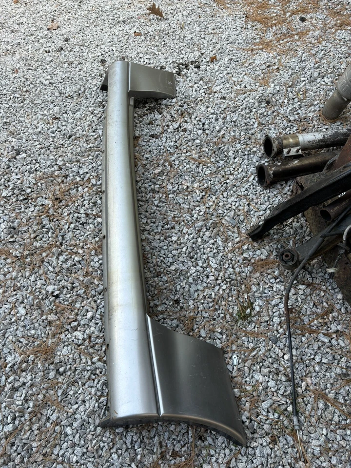 94 95 96 Dodge Stealth 2da generación r/t rt puerta moldura lado conductor faldón lateral derecho Foto 1 de 1