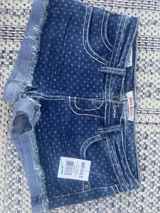 jean shorts - Picture 1 of 3