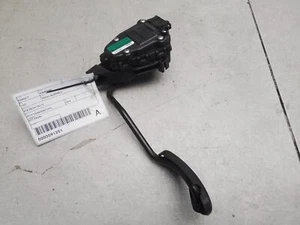 RENAULT KANGOO ACCEL PEDAL WITH TPS X76 08/04-09/10 - PART NO. 8200101245 - Picture 1 of 7