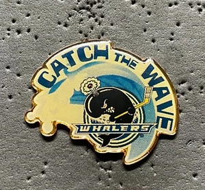Plymouth Whalers Catch The Wave OHL Hockey Pin - Imagen 1 de 2