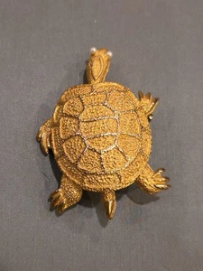 VINTAGE HOBE SIGNIERTE VERGOLDETE SCHILDKRÖTE BROSCHE ANHÄNGER - Bild 1 von 7