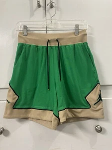 Jordan Diamond DZ3352-310, Damen Basketball Short grün/beige/schwarz - Bild 1 von 6